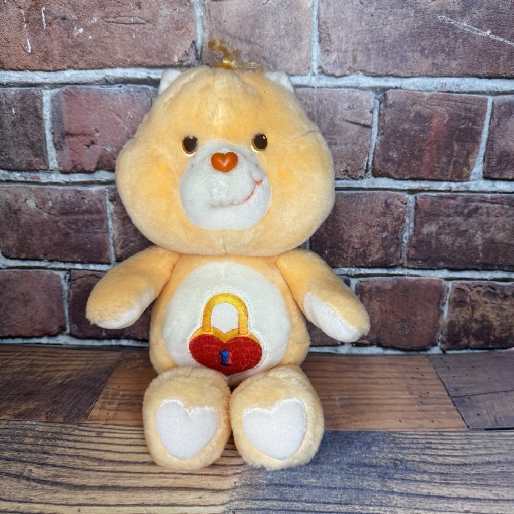 Care Bears Talking Secret Bear Plush Stuffed Animal Vtg 1985 Heart Lock WORKS!